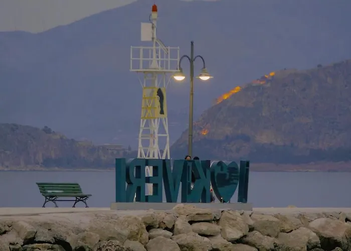 Mare Vento Apartamento Kivérion